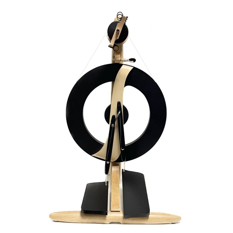 Kromski Fantasia spinning wheel